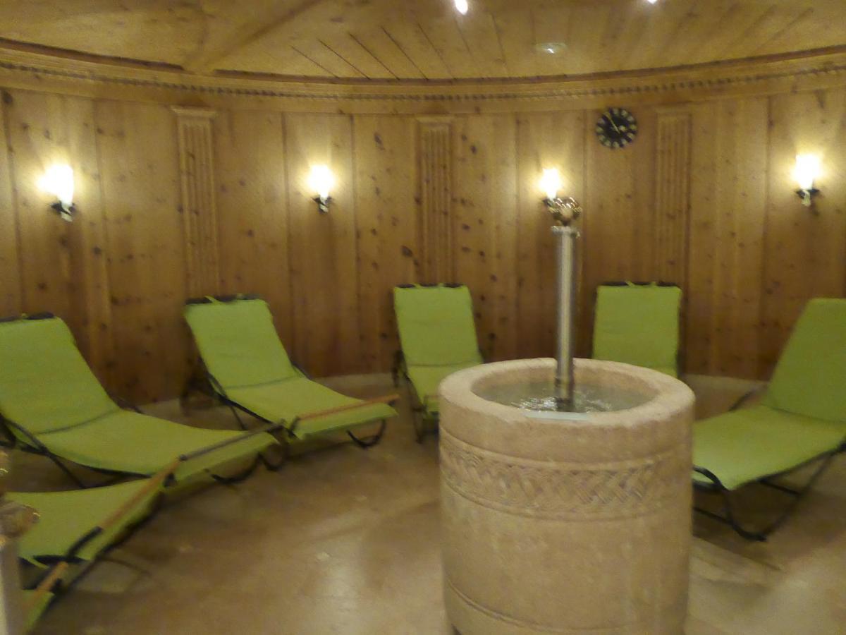 Sporthotel Rasen Rasun di Sotto Exterior photo
